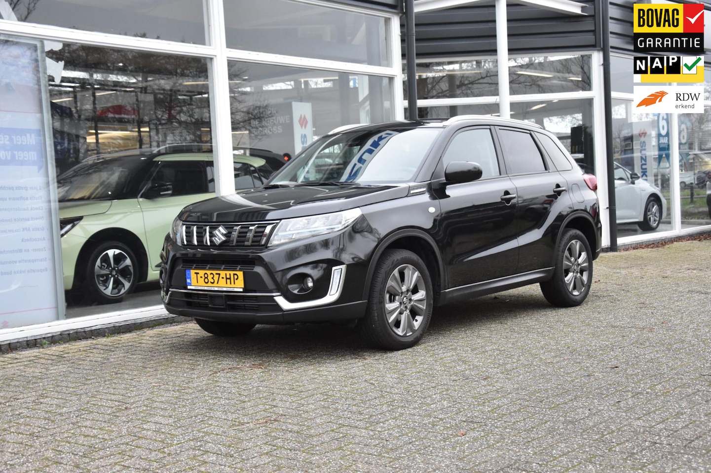 Suzuki Vitara - 1.4 Boosterjet Select Smart Hybrid 1.4 Boosterjet Select Smart Hybrid - AutoWereld.nl