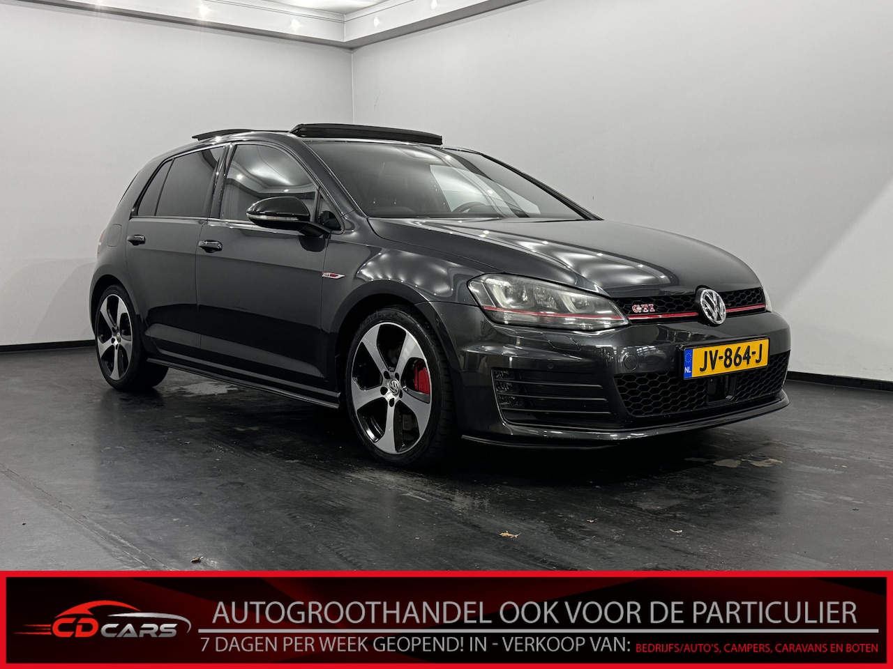 Volkswagen Golf - 2.0 TSI GTI Performance Leder, Pano, Navi, Camera, Cruise control, 230PK - AutoWereld.nl