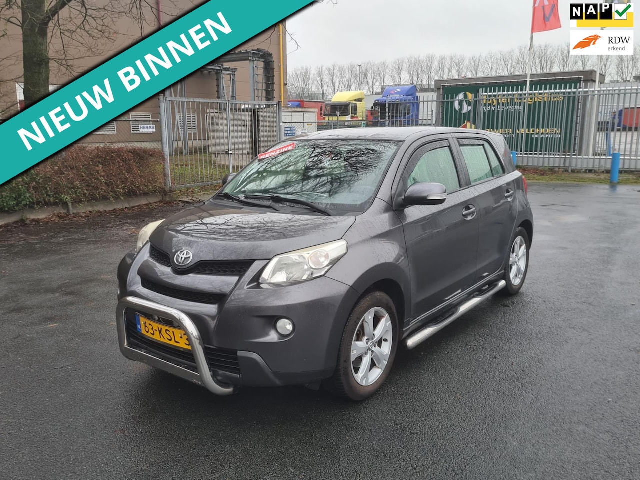 Toyota Urban Cruiser - 1.3 VVT-i Aspiration FIJNE RUIME FAM AUTO - AutoWereld.nl