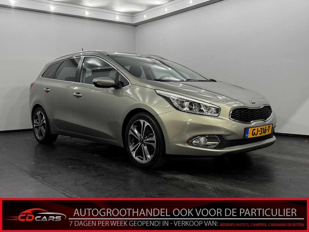 Kia Cee'd Sportswagon - 1.6 GDI DynamicLine Clima, Navi, Camera, Cruise control, Stuurverwarming - AutoWereld.nl