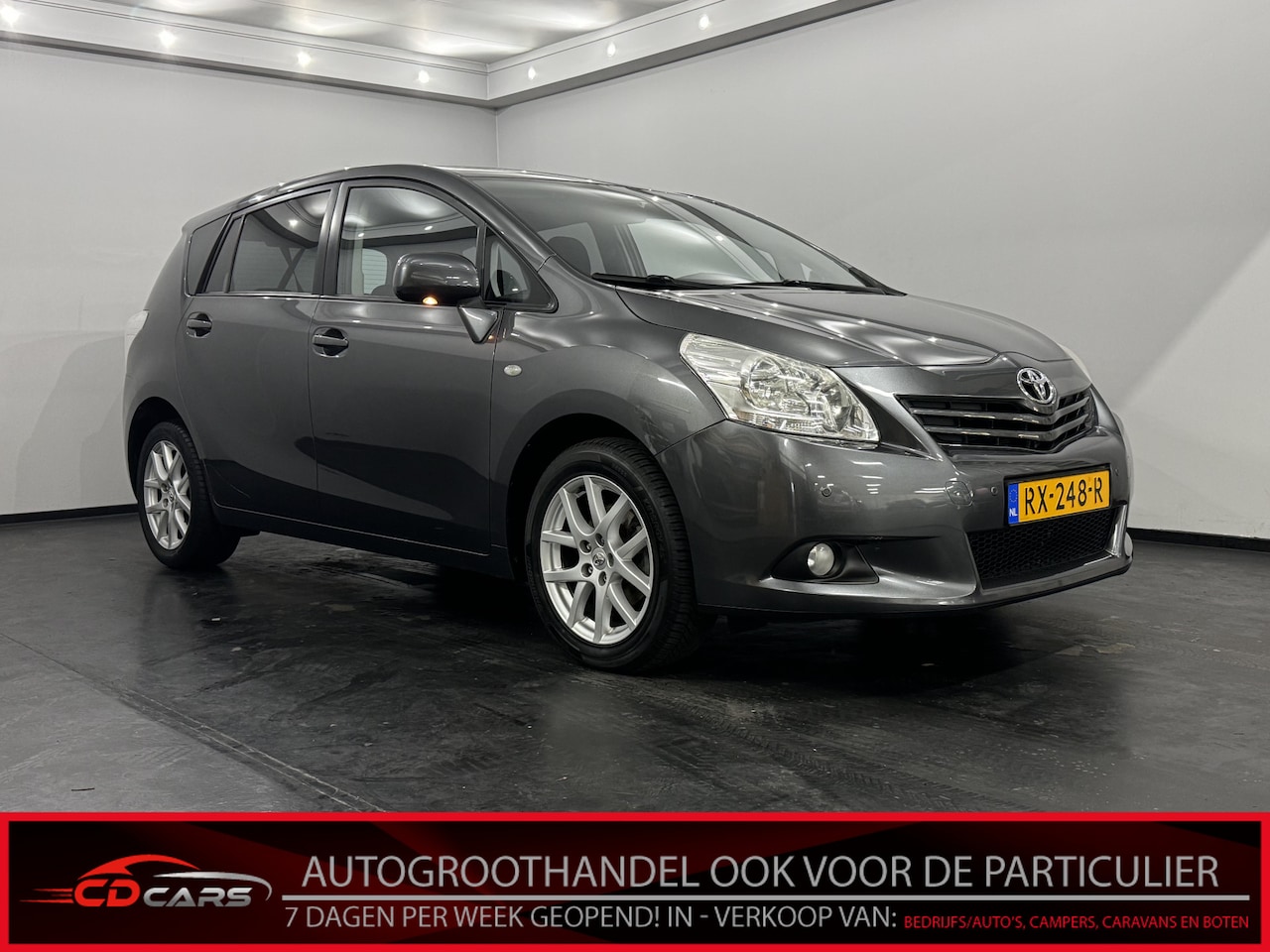 Toyota Verso - 1.8 VVT-i Business Titanium Camera, Navi, Clima, Cruise control, Lichtmetalen velgen - AutoWereld.nl