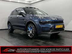 Lynk & Co 01 - 1.5 Pano, Virtual desk, 360 Camera, Navi, Keyless start, Cruise control adaptief