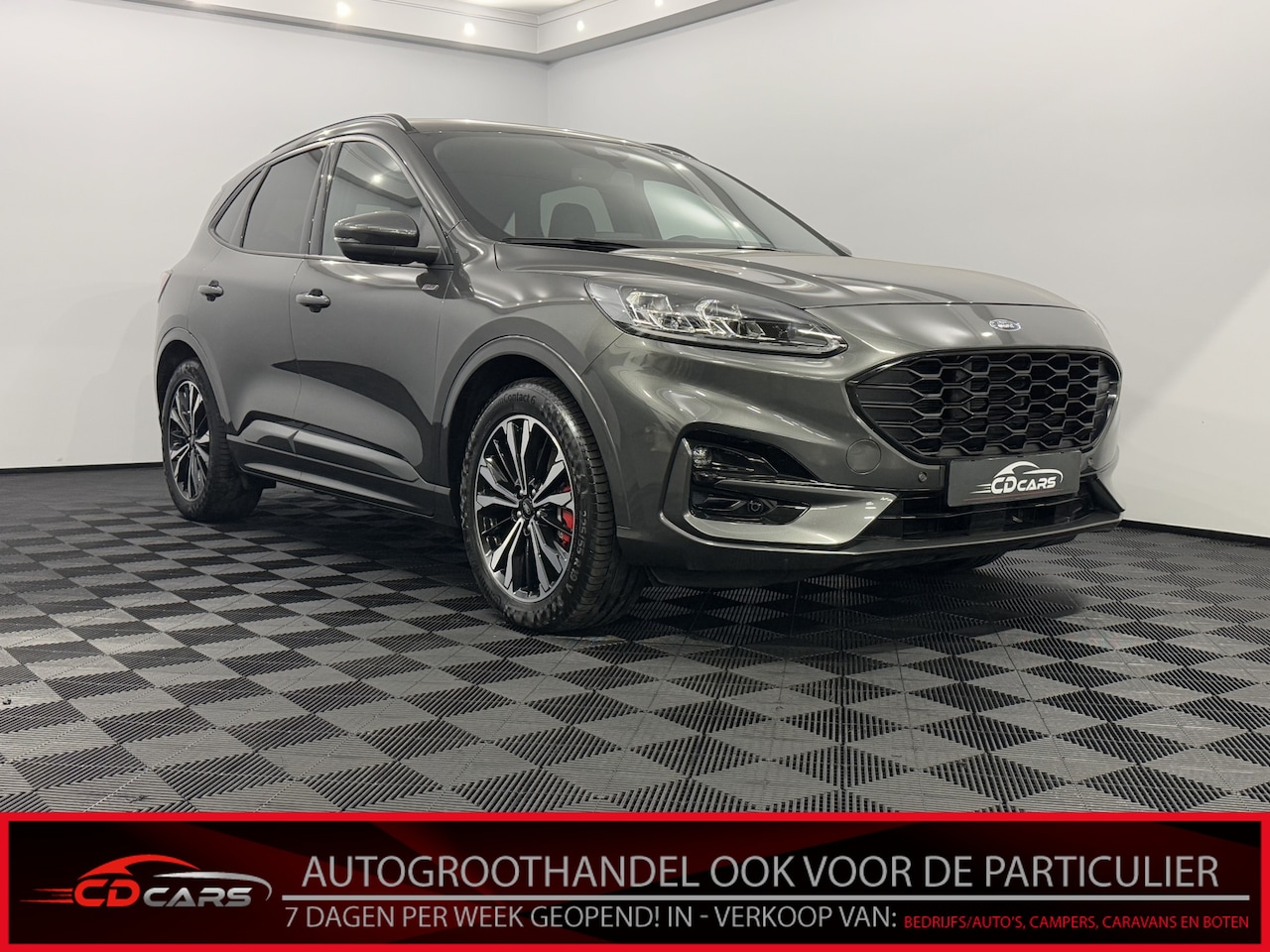 Ford Kuga - 2.5 PHEV ST-Line X Half leder, Parkeer sensoren, Winterpakket, Winterpakket, Keyless start - AutoWereld.nl