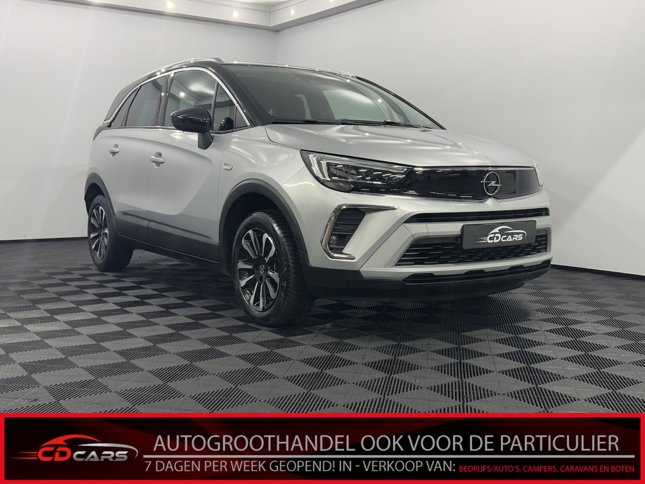 Opel Crossland - 1.2 Turbo Elegance Half leder, Clima, Apple carplay, Winterpakket, Cruise control adaptief - AutoWereld.nl