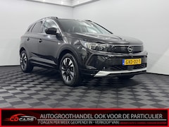 Opel Grandland - 1.2 Turbo Uitmate Half leder, 360 Camera, Winterpakket, Virtual desk, Navi, Keyless start