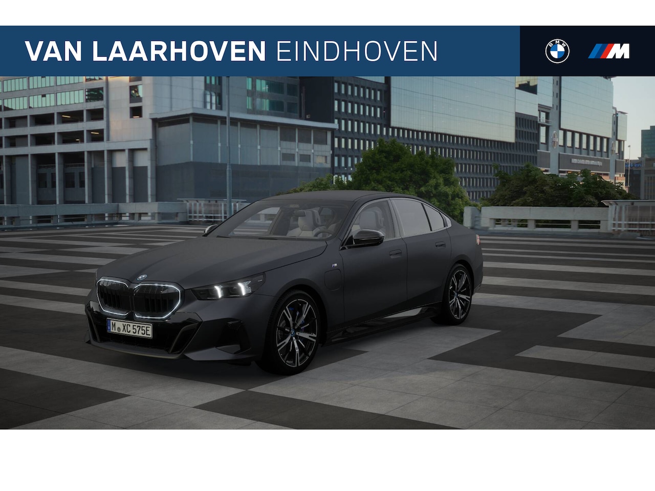 BMW 5-serie - 550e xDrive M Sport Automaat / Trekhaak / Adaptief onderstel professional / Bowers & Wilki - AutoWereld.nl