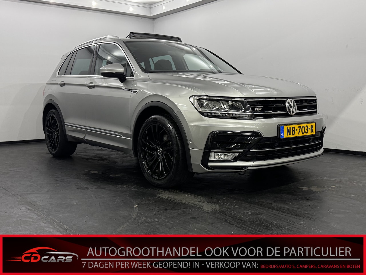 Volkswagen Tiguan - 1.4 TSI R-line Camera, Pano, Navi, Virtual desk, Stoelverwarming, Cruise control - AutoWereld.nl