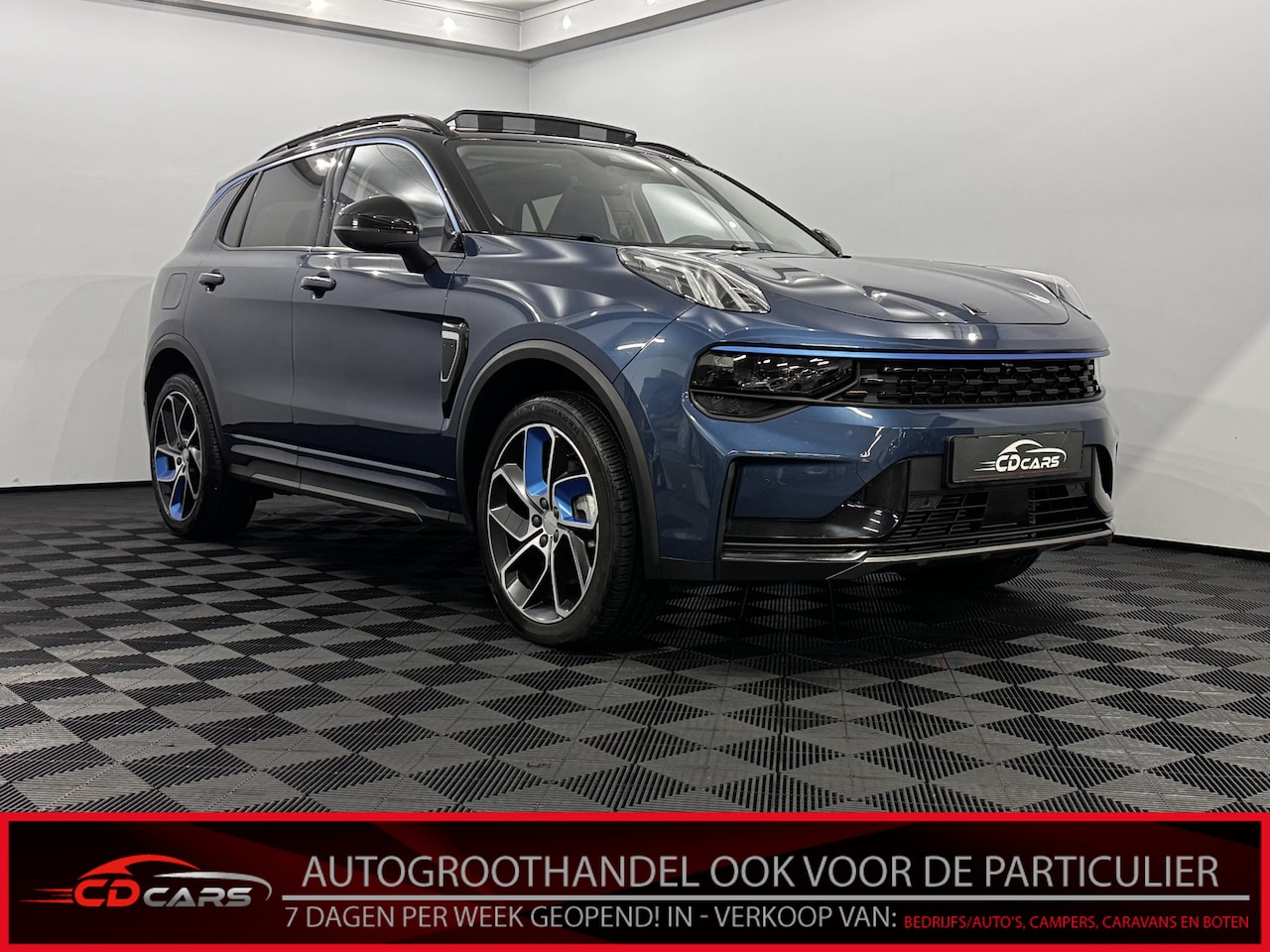 Lynk & Co 01 - 1.5 Pano, 360 Camera, Navi, Virtual desk, Keyless start, Elektrische achterklep - AutoWereld.nl