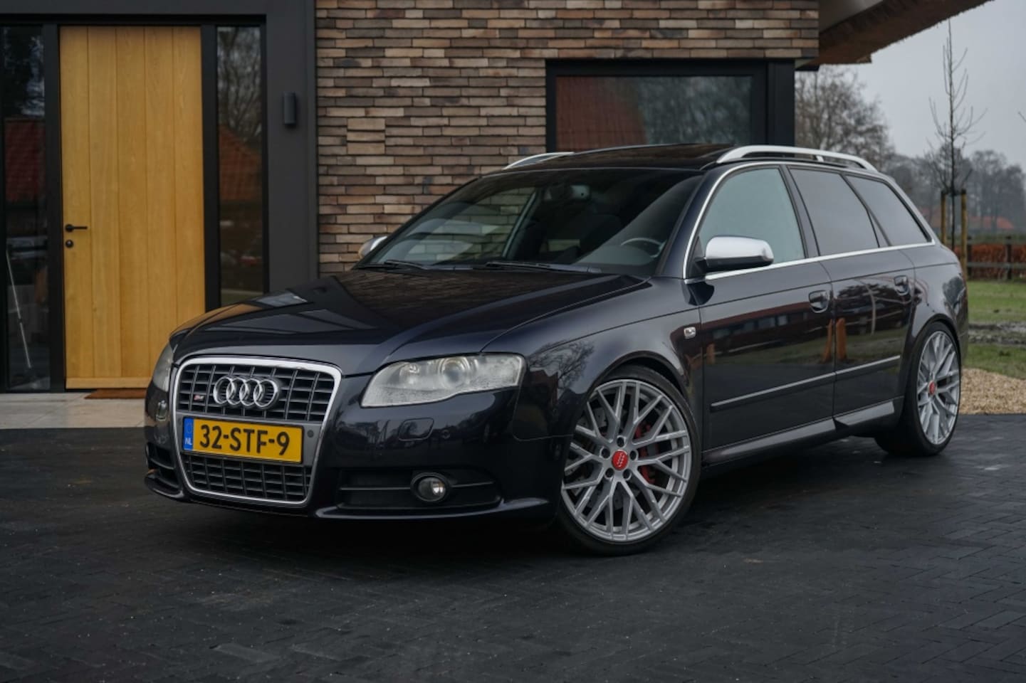 Audi S4 - Avant 4.2 V8 Quattro/Pano/Milltek/Bose/Recaro/Youngtimer - AutoWereld.nl