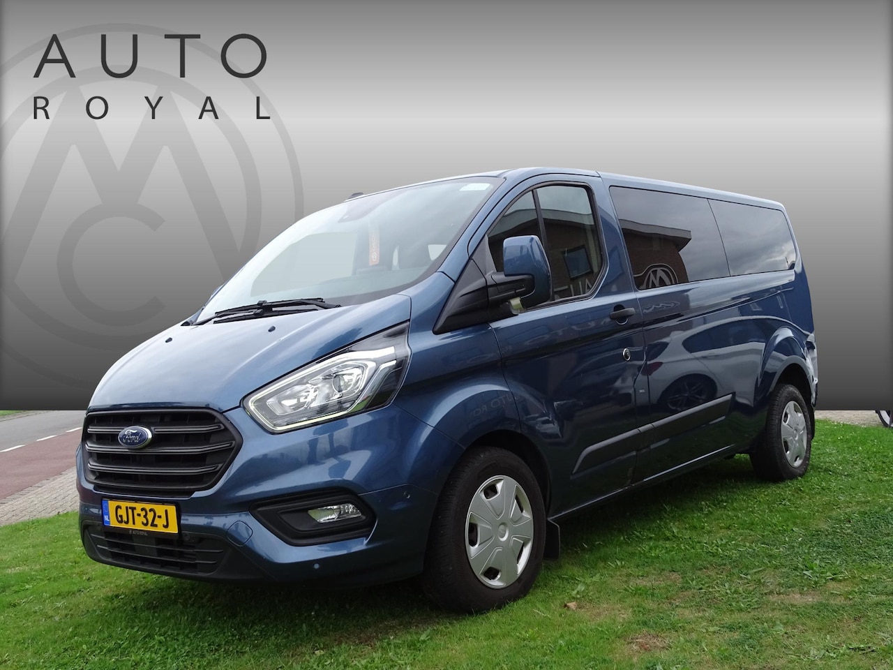 Ford Transit Custom - 320 2.0 TDCI L2H1 Trend 9-persoons, Automaat, Navigatie, Multimedia, Apple Carplay, Airco/ - AutoWereld.nl