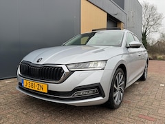 Skoda Octavia Combi - 1.0 TSI 110pk Business Edition Plus | NL Auto | Trekhaak | Pano | ACC | Stuur/Stoelverwarm