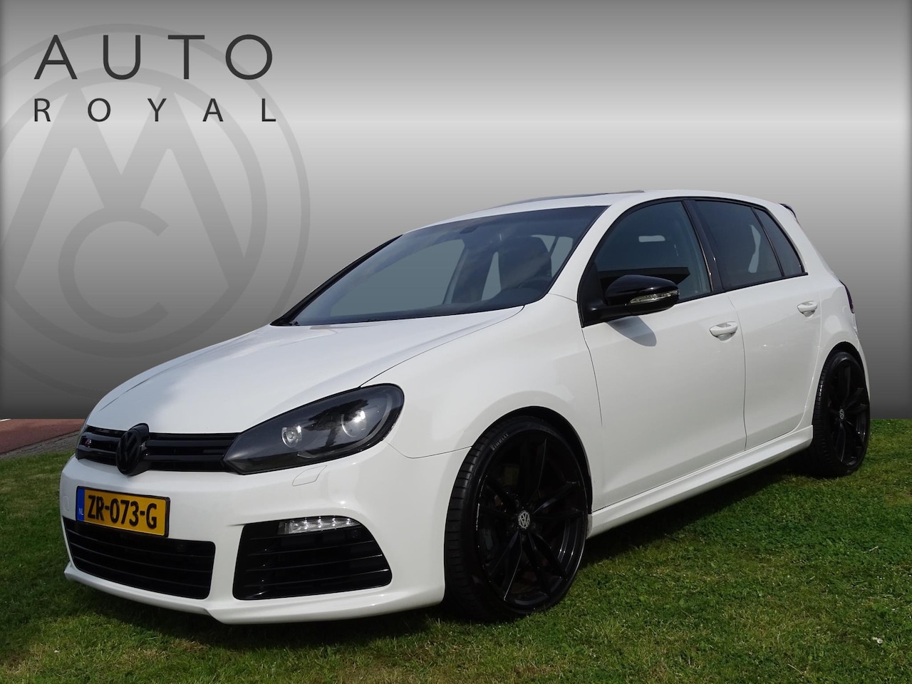 Volkswagen Golf - 2.0 R 4-Motion Automaat, 200 kW, Leder Sport Interieur, Schuif- / kanteldak, Navigatie, Ca - AutoWereld.nl