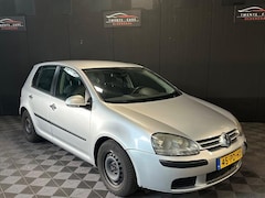 Volkswagen Golf - 1.6 FSI Comfortline | Nieuwe APK | Clima | Navi |