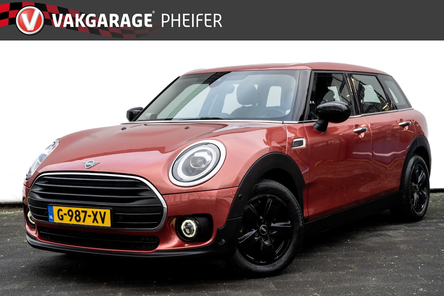 MINI Clubman - Mini 1.5 Aut. Panoramadak/ Harman-Kardon/ Navigatie/ Pdc/ Full led/ Carplay - AutoWereld.nl