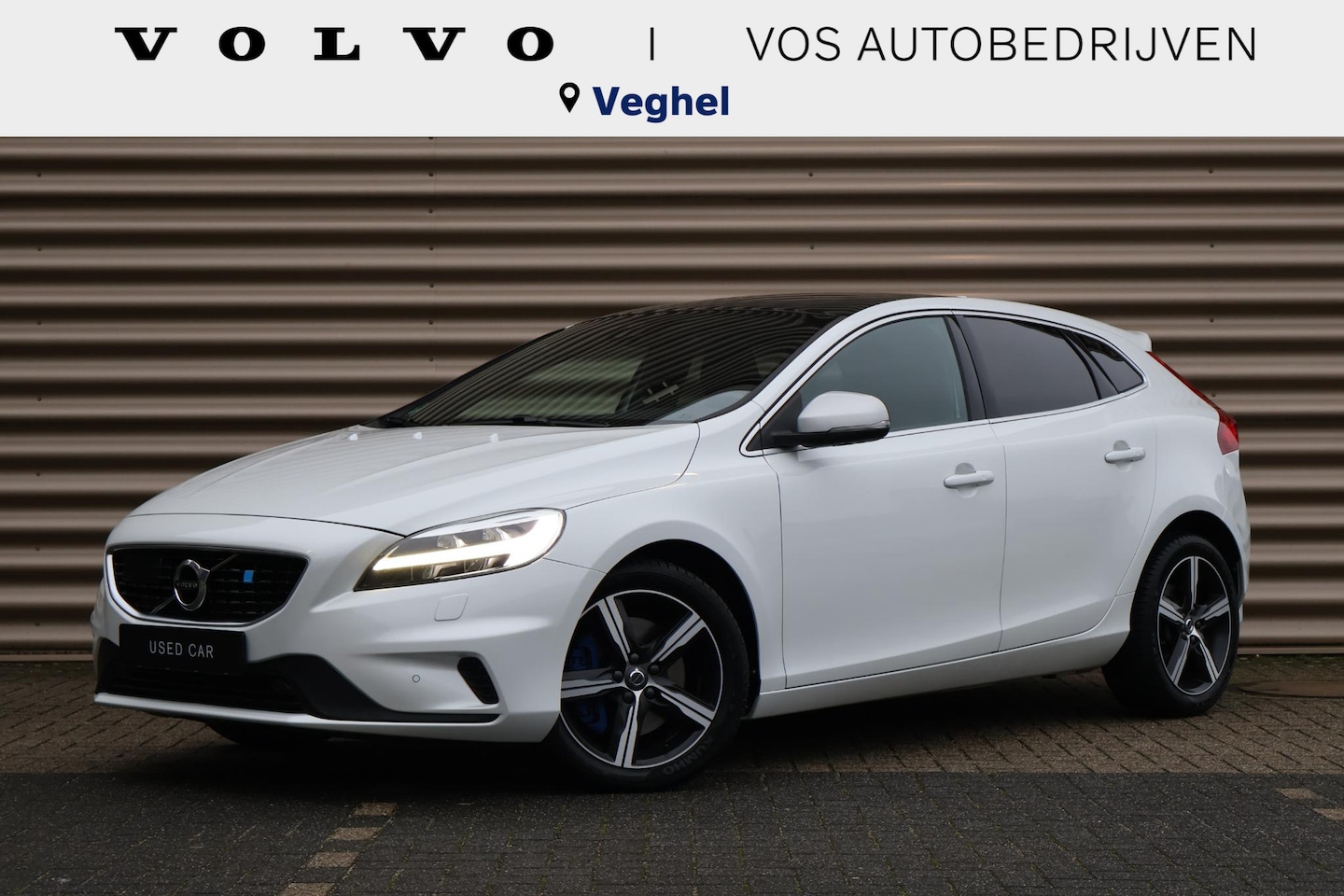 Volvo V40 - T5 R-Design | Polestar Engineered | Heico Diffusor + sierstukken | ACC | BLIS | Panoramada - AutoWereld.nl