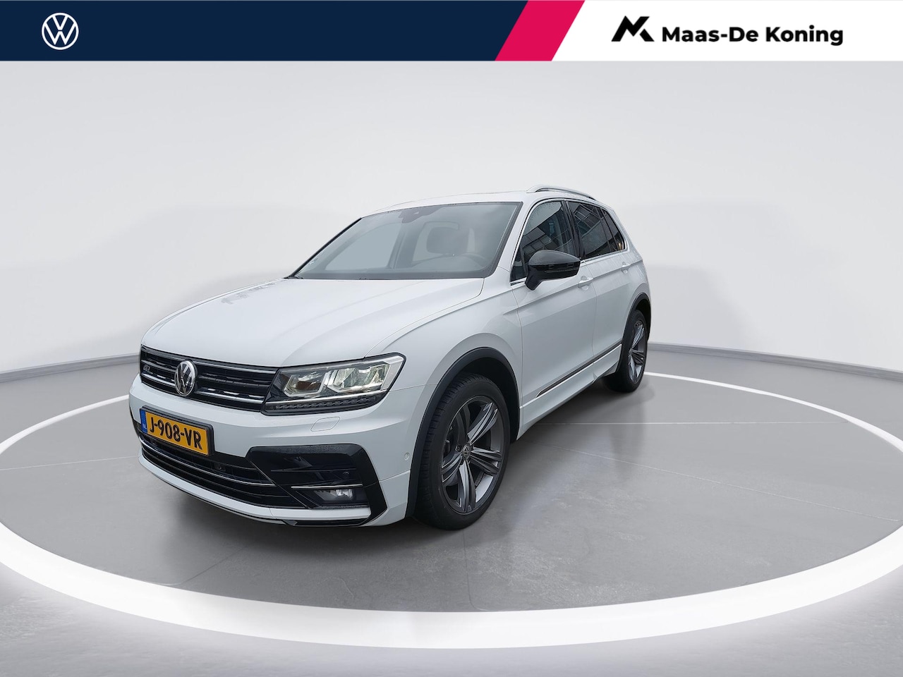 Volkswagen Tiguan - 2.0 TSI 4Motion Highline Business R 190PK l IQ Drive l Panoramadak l Wegklapbare trekhaak - AutoWereld.nl