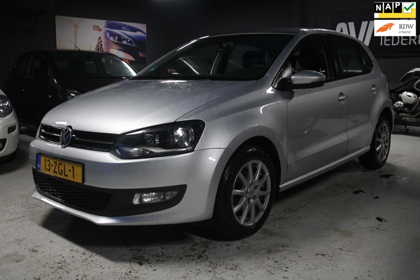 Volkswagen Polo - 1.2 TSI BlueMotion Comfort Edition / NAP / AIRCO / 5 DEURS / APK - AutoWereld.nl