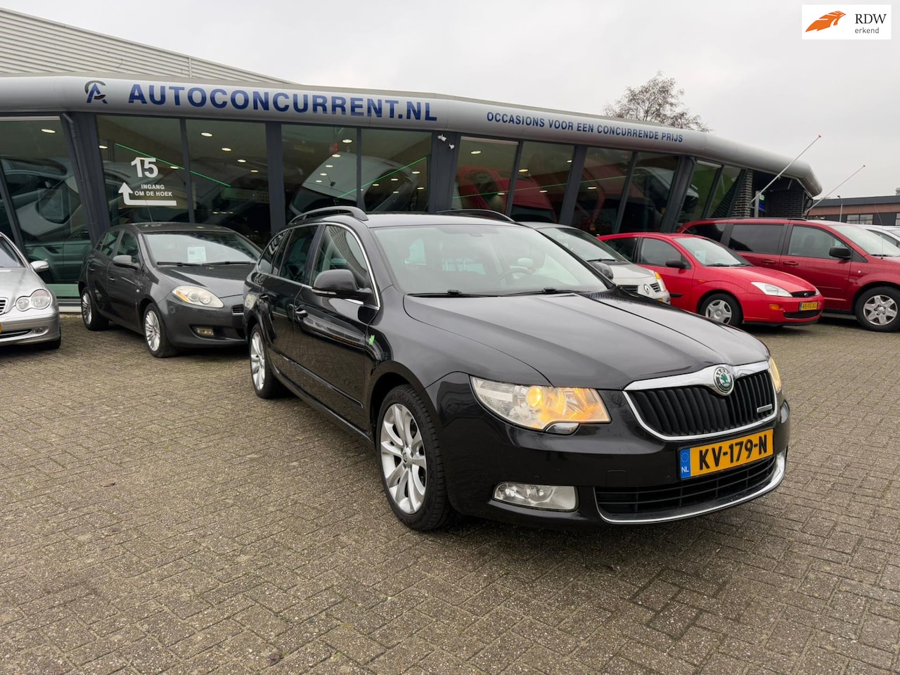 Skoda Superb Combi - 1.6 TDI Greenline Arctic Active 1.6 TDI Greenline Arctic Active, Inruil mogelijk. - AutoWereld.nl