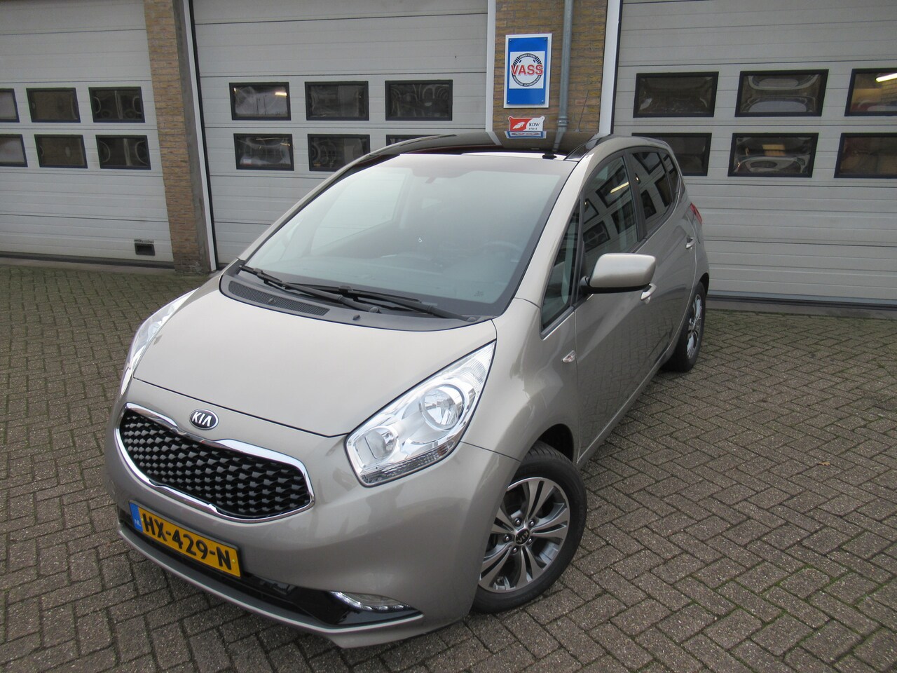 Kia Venga - 1.4 CVVT DynamicPLusLine 1.4 CVVT DynamicPLusLine - AutoWereld.nl