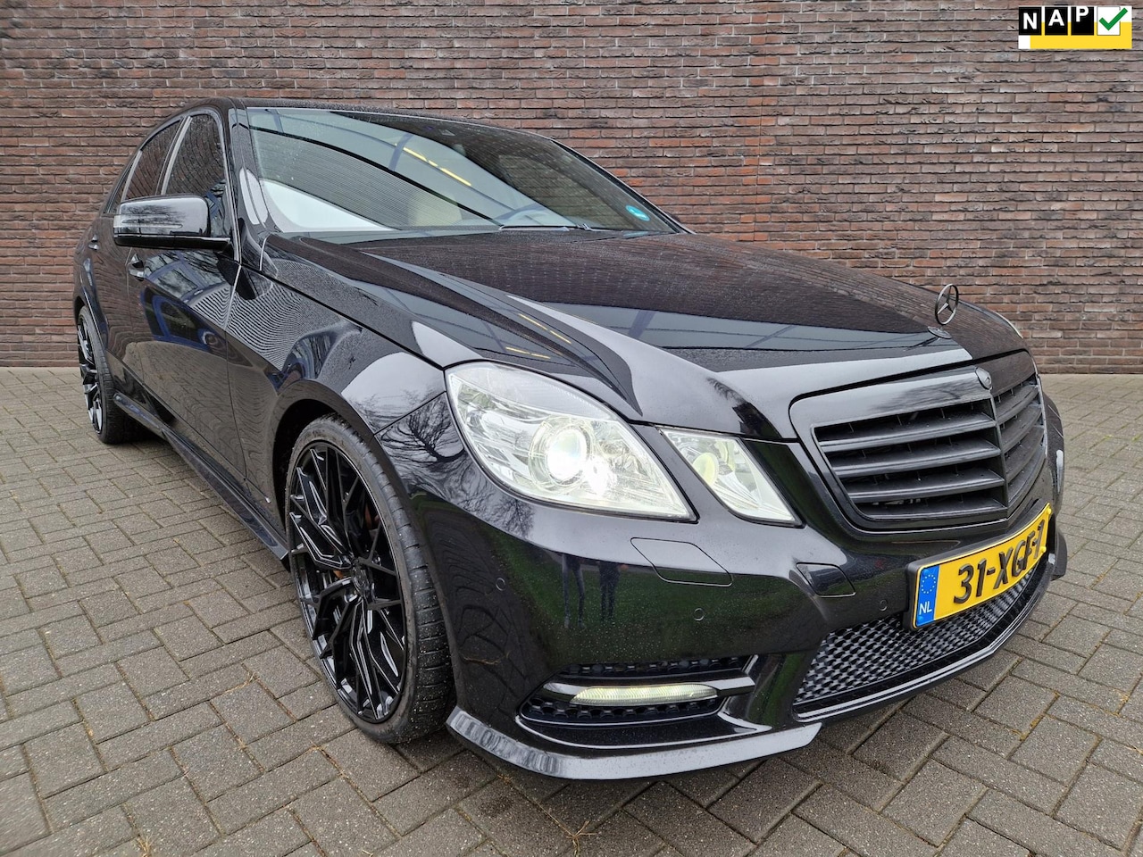 Mercedes-Benz E-klasse - 350 CGI Edition Sport AMG trekhaak NAP - AutoWereld.nl