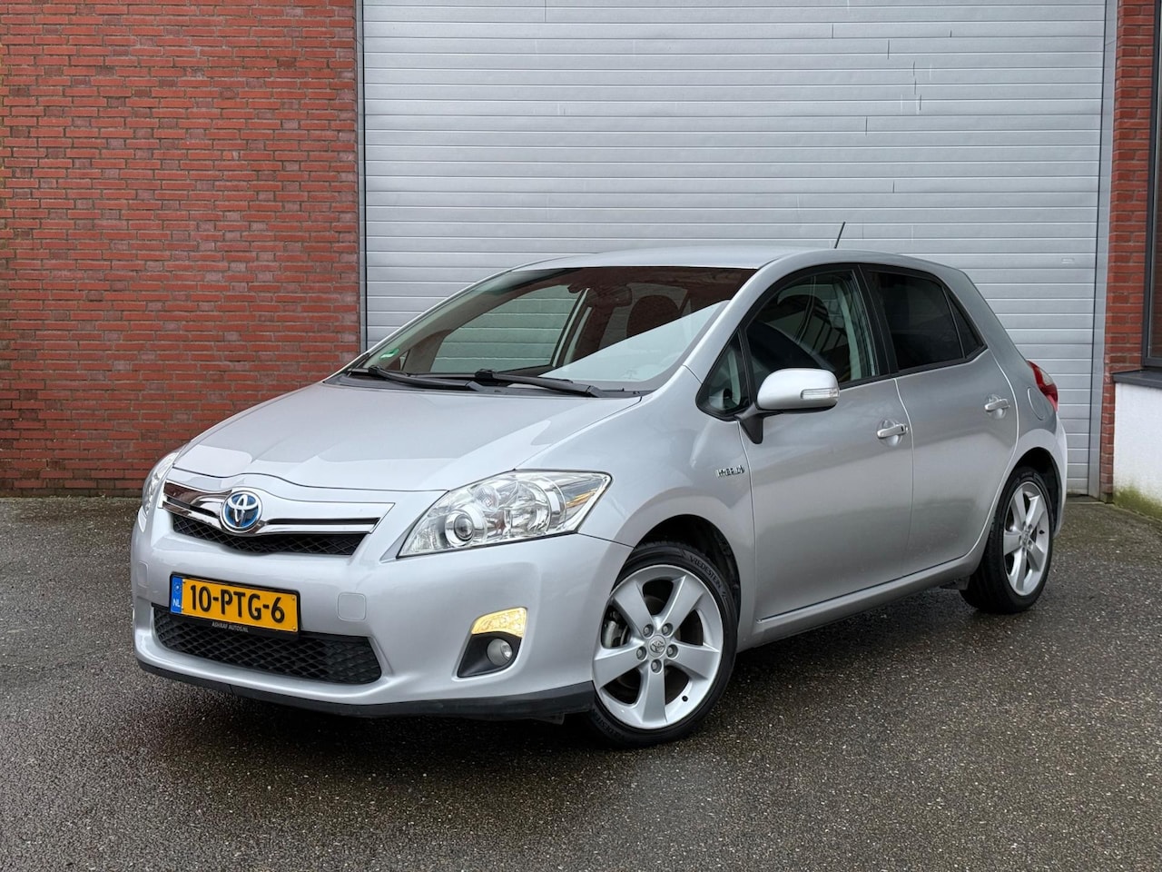 Toyota Auris - 1.8 Full Hybrid Dynamic| NAVI| CAMERA| NAP| NEW APK - AutoWereld.nl