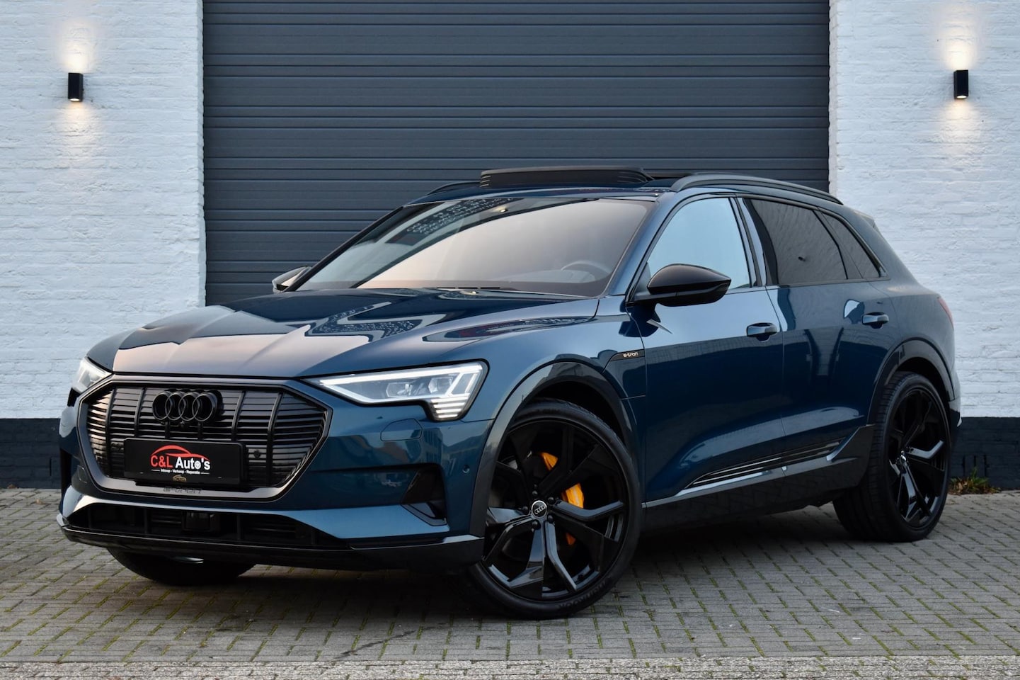 Audi e-tron - 55 quattro 95 kWh | BTW | 23" | HUD | 360° cam | Pano | S-Stoelen | ACC | B&O - AutoWereld.nl