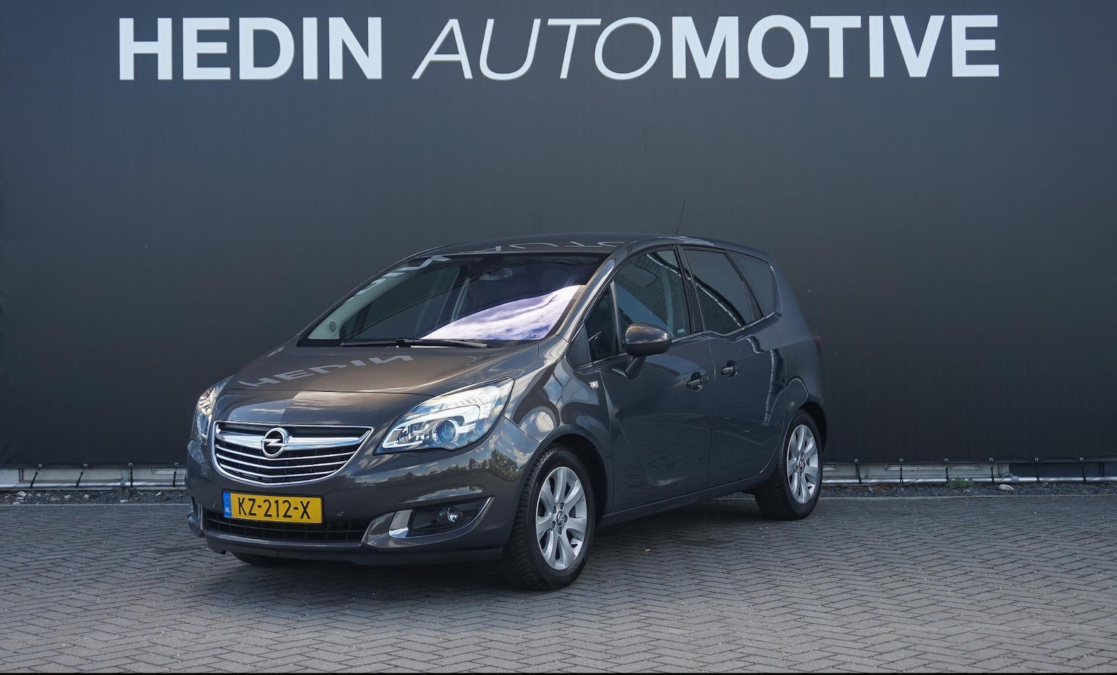 Opel Meriva - 1.4 Turbo 120PK Blitz | Navi | Camera | Lederen AGR-stoelen | Stoel/stuurverw. | Privacygl - AutoWereld.nl