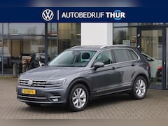 Volkswagen Tiguan - 1.4 TSI ACT Highline 150PK / 110kW DSG, Wegklapbare trekhaak, 18" LMV, keyless start & ent