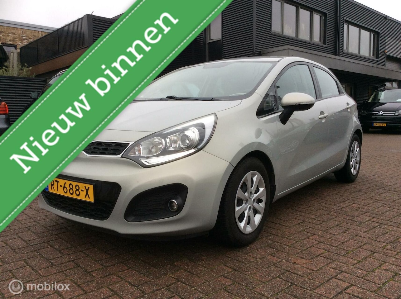 Kia Rio - 1.2 CVVT Comfort Pack 5-Deurs Airco Boekjes Cr Contr - AutoWereld.nl