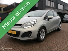 Kia Rio - 1.2 CVVT Comfort Pack 5-Deurs Airco Boekjes Cr Contr