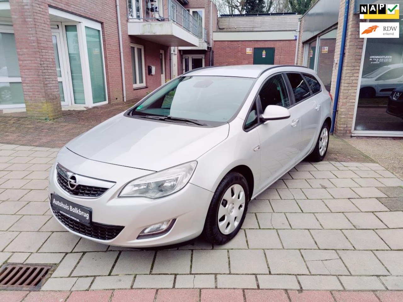 Opel Astra Sports Tourer - 1.4 Turbo Sport/Clima/Cruise/ 97852 km - AutoWereld.nl