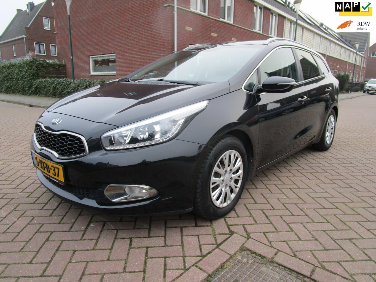 Kia Cee'd Sportswagon - 1.6 GDI BusinessLine clima cam, mooi - AutoWereld.nl