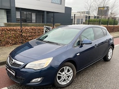 Opel Astra - 1.4 Selection Airco Nieuwe Apk