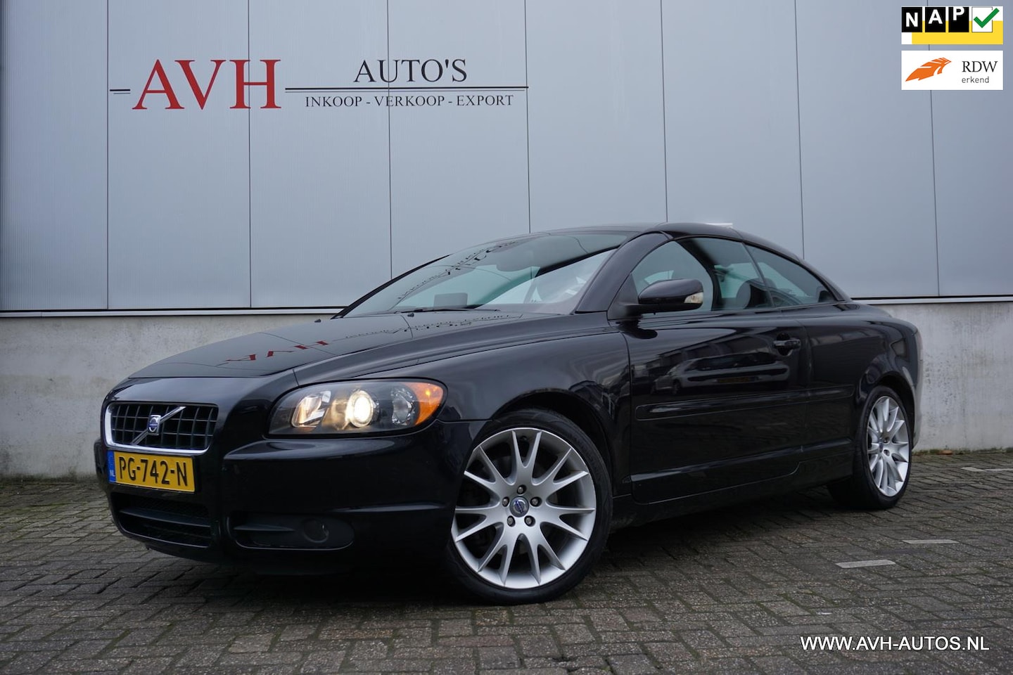 Volvo C70 Convertible - 2.4i Kinetic 2.4i Kinetic - AutoWereld.nl