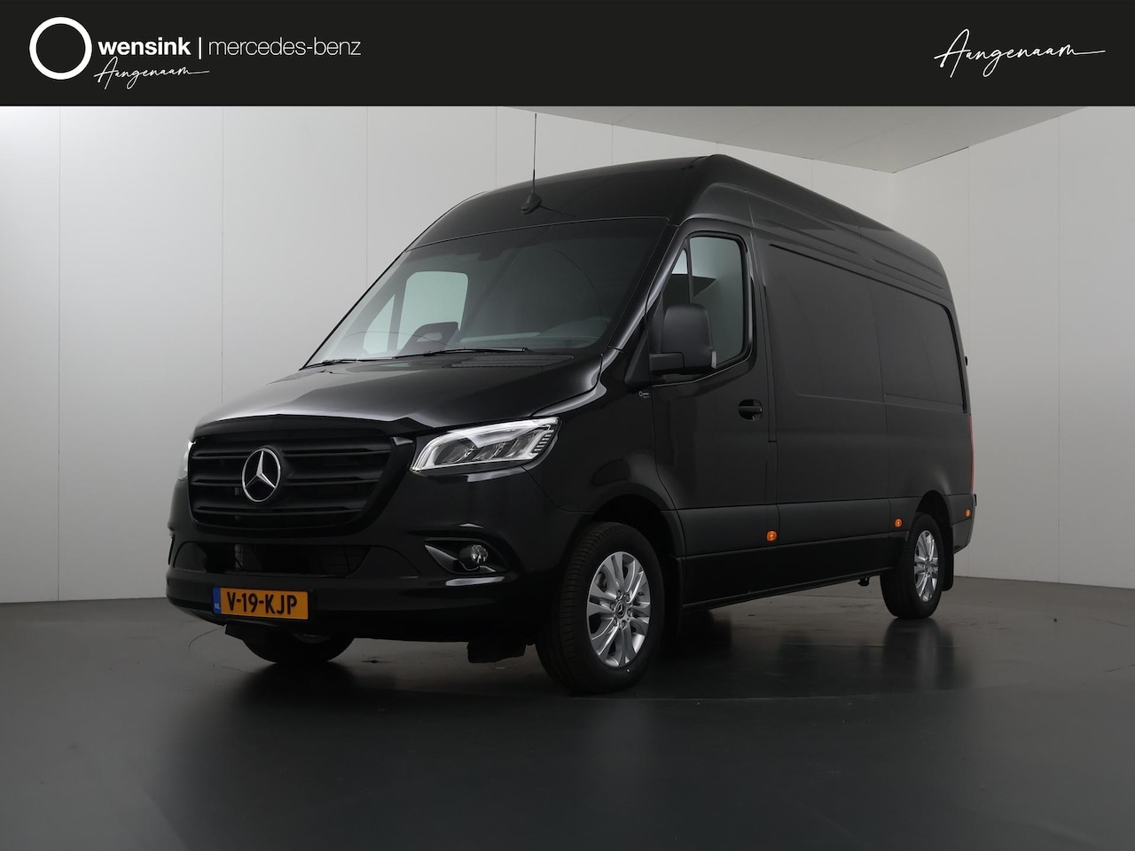 Mercedes-Benz Sprinter - 319 CDI L2 H2 Select | Aut. | Keyless Go | Parkeercamera | Bluetooth | Airco | 3-zits | Le - AutoWereld.nl