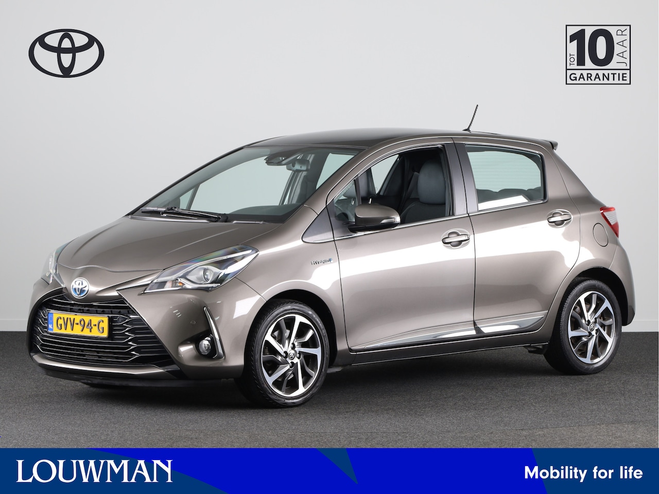 Toyota Yaris - 1.5 Hybrid Premium Limited | Navigatie | Climate Control | Glazen Panoramadak | - AutoWereld.nl