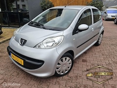 Peugeot 107 - 1.0-12V XR *inruil mogelijk