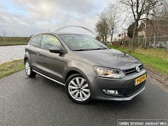 Volkswagen Polo - 1.4 16V Highline |Leer|Stoelverwarming