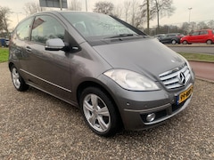 Mercedes-Benz A-klasse - 160 BlueEFFICIENCY Business Class Avantgarde V/A par SENSORS