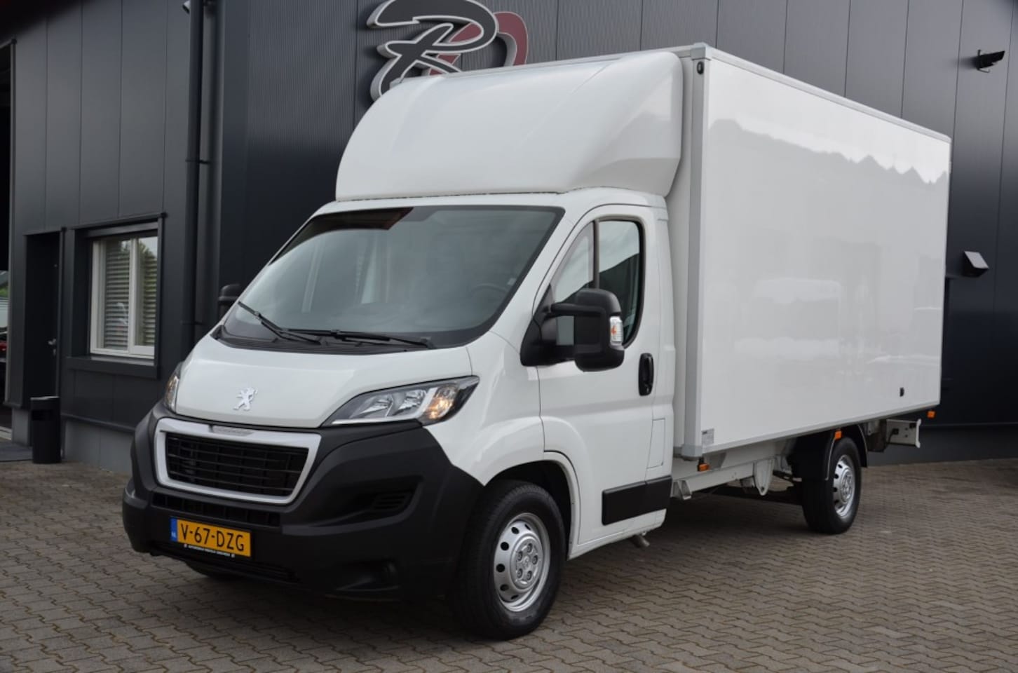 Peugeot Boxer - 2.0HDI  meubelbak/bakwagen, airco, deuren. - AutoWereld.nl