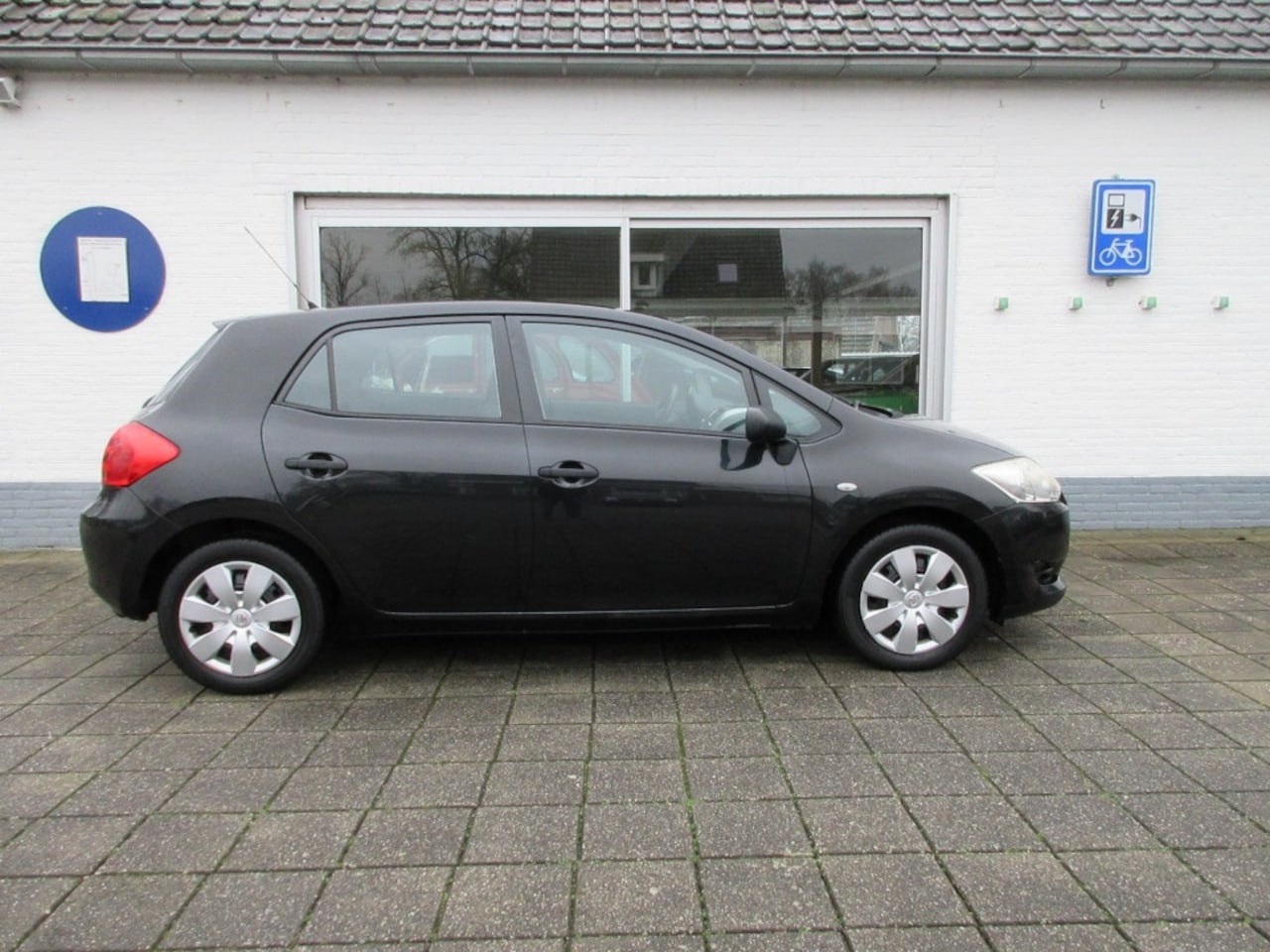 Toyota Auris - 1.6-16V Terra 1.6 16V TERRA 5 DRS - AutoWereld.nl