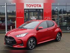 Toyota Yaris - 1.5 Hybrid Dynamic APPLE/ANDROID STOEL+STUURVERWARMING P-SENSOREN LM-VELGEN PRIVACY-GLASS