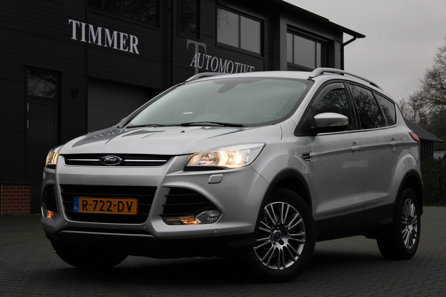 Ford Kuga - 1.6 Titanium Tuch screen scherm apple carplay - AutoWereld.nl