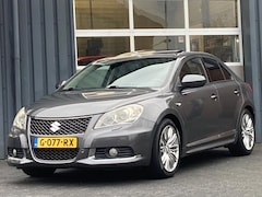 Suzuki Kizashi - 2.4 Sport Automaat, Xenon, Leder, Climate control, Cruise control, PDC, Schuif/kanteldak