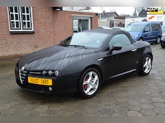 Alfa Romeo Spider - 2.2 JTS Exclusive - Airco - Leer - Navigatie - Lm.Velgen - Cruise control - Parkeersensore