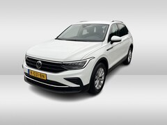 Volkswagen Tiguan - 1.5 TSI 130 pk Life Business | Navi | Ergo bestuurdersstoel