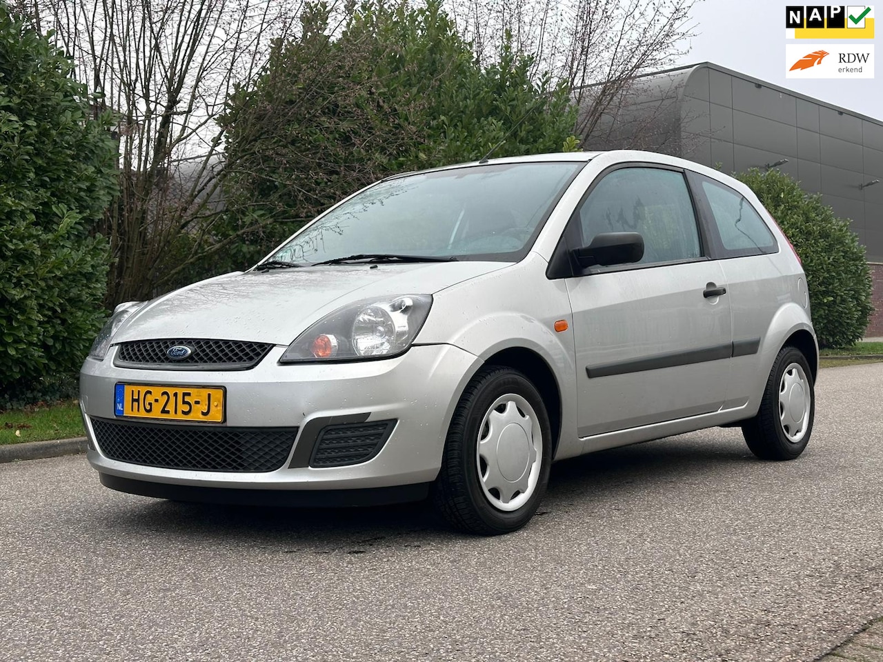 Ford Fiesta - 1.3-8V Champion Airco*07-12-2025 APK*Stuurbekrachtiging* - AutoWereld.nl