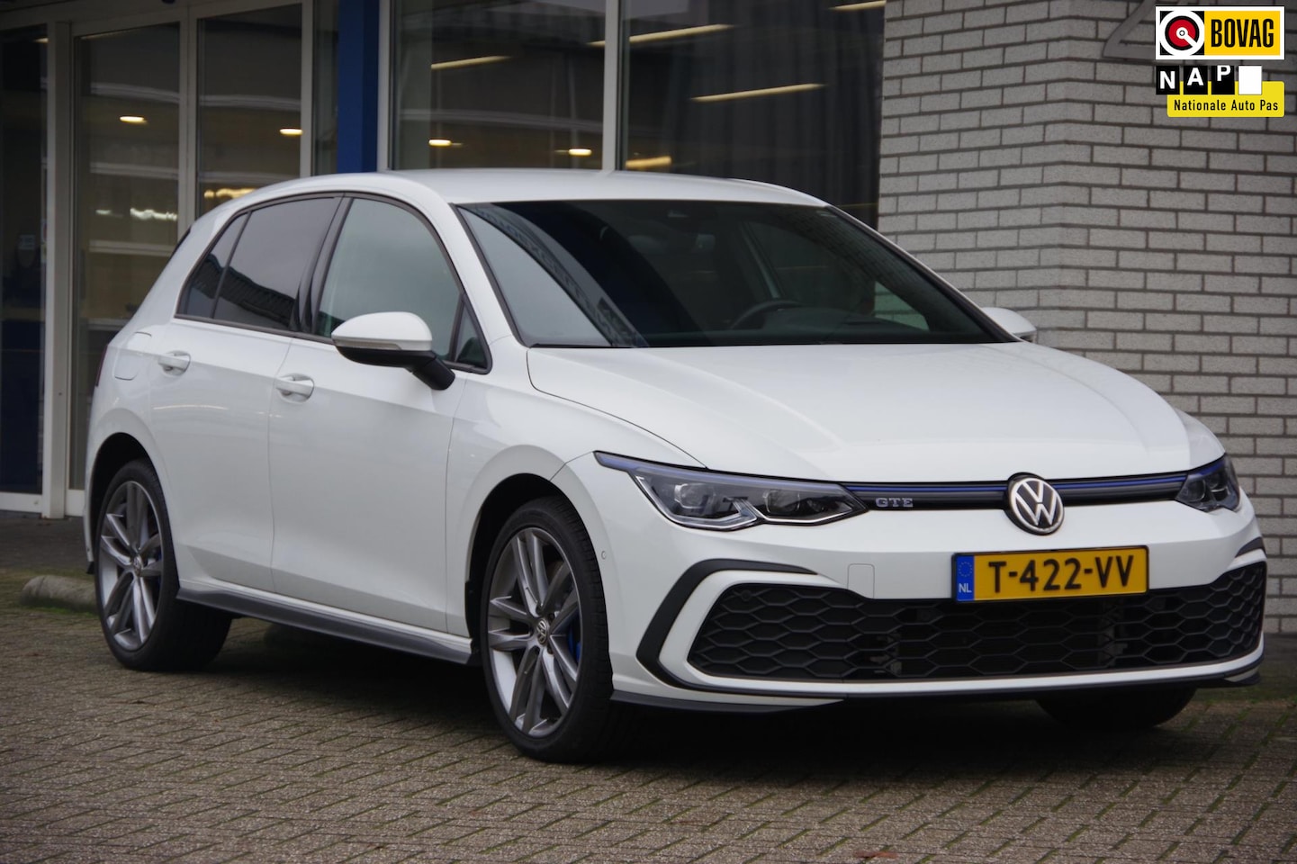 Volkswagen Golf - 1.4 Hybrid GTE IQ.Light Leer Camera Stoelkoeling/verwarming - AutoWereld.nl