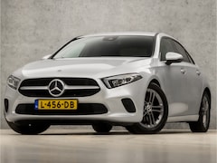 Mercedes-Benz A-klasse - 200 Premium Sport 164Pk Automaat (GROOT NAVI, CAMERA, GETINT GLAS, LEDER, SPORTSTOELEN, DA