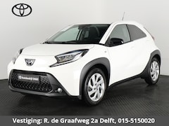 Toyota Aygo X - 1.0 VVT-i MT First | Stoelverwarming | Apple Carplay & AndroidAUTO | Lichtmetalen velgen |